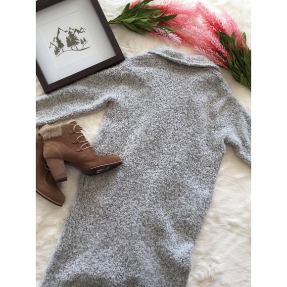 SOLD🚫Ann Taylor Denali Cardigan W/ Pockets - Picture 3 of 8